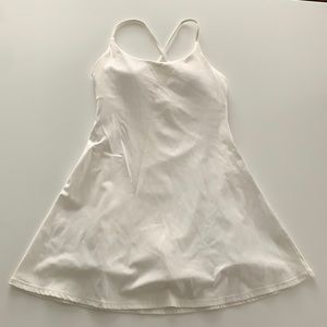 Halara white “tennis” workout dress (skort) size small.
